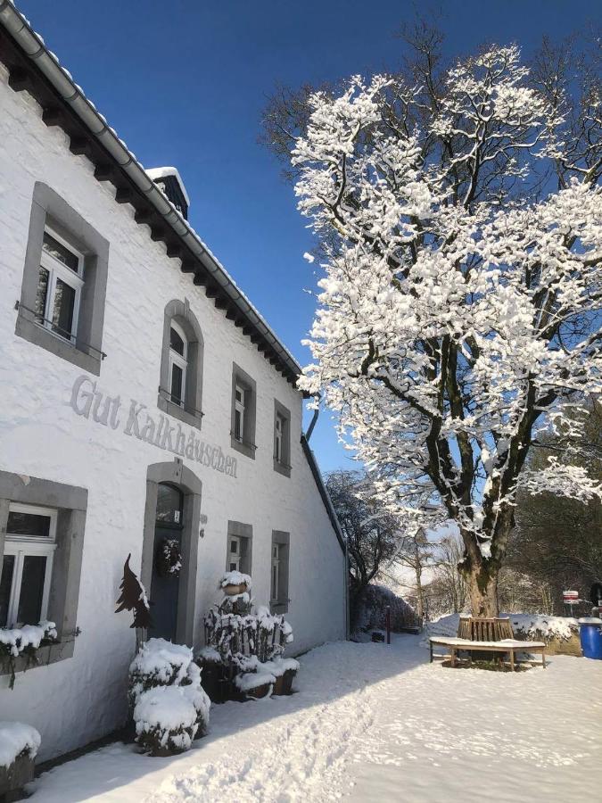 Ferienwohnung Gut Kalkhäuschen, ein Ort mit Geschichte Aachen Exterior foto