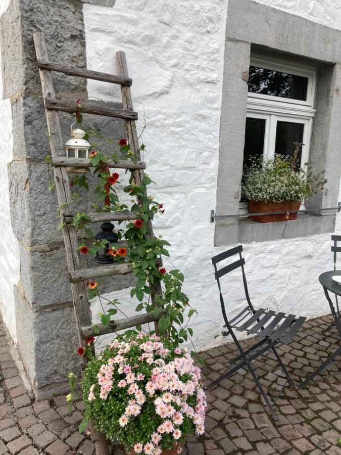 Ferienwohnung Gut Kalkhäuschen, ein Ort mit Geschichte Aachen Exterior foto