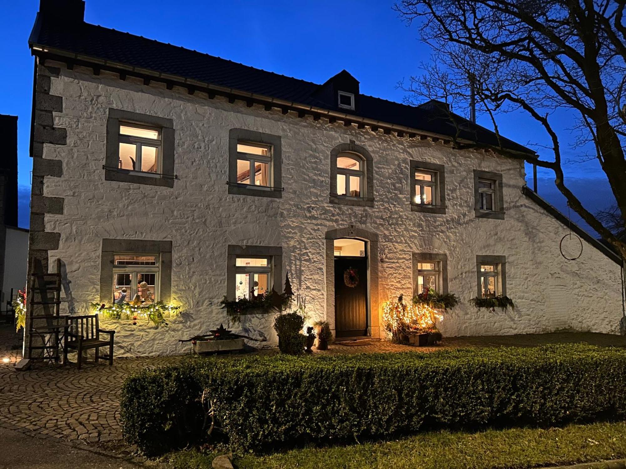 Ferienwohnung Gut Kalkhäuschen, ein Ort mit Geschichte Aachen Exterior foto
